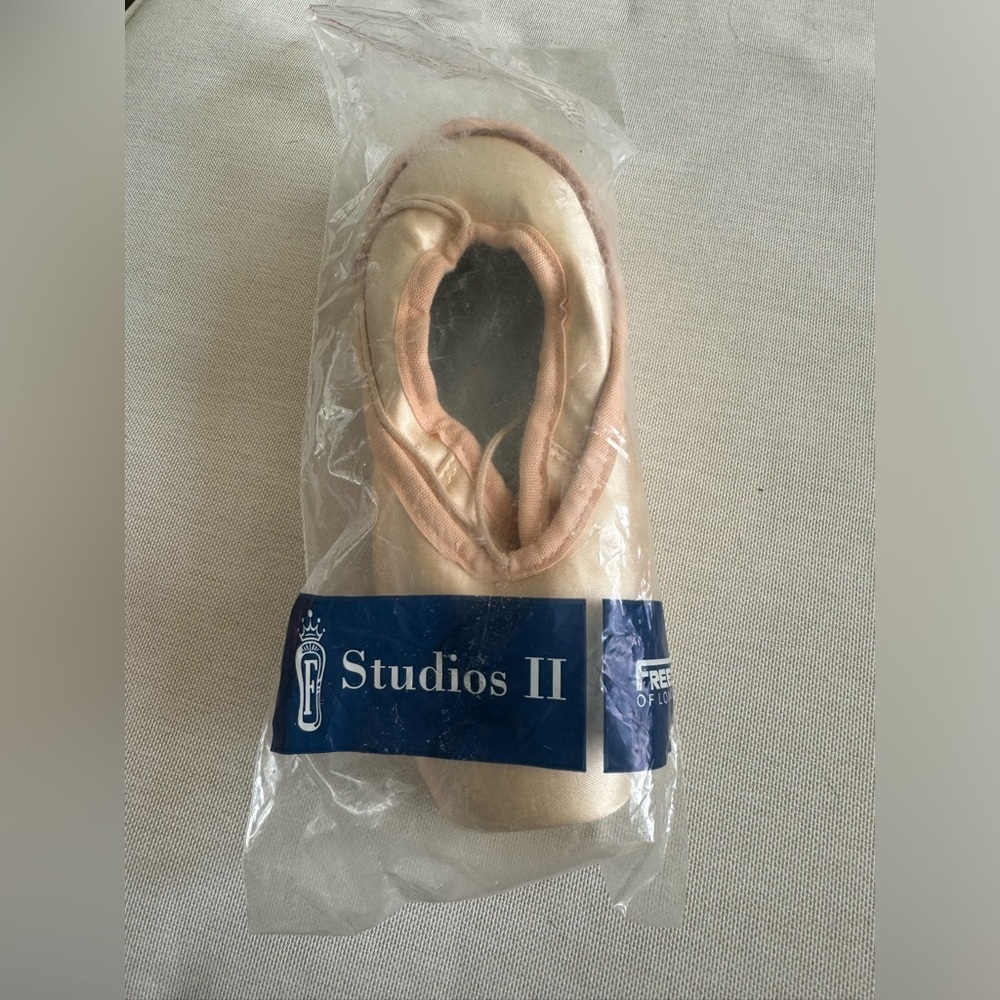 Freed Studio II Pointe shoes